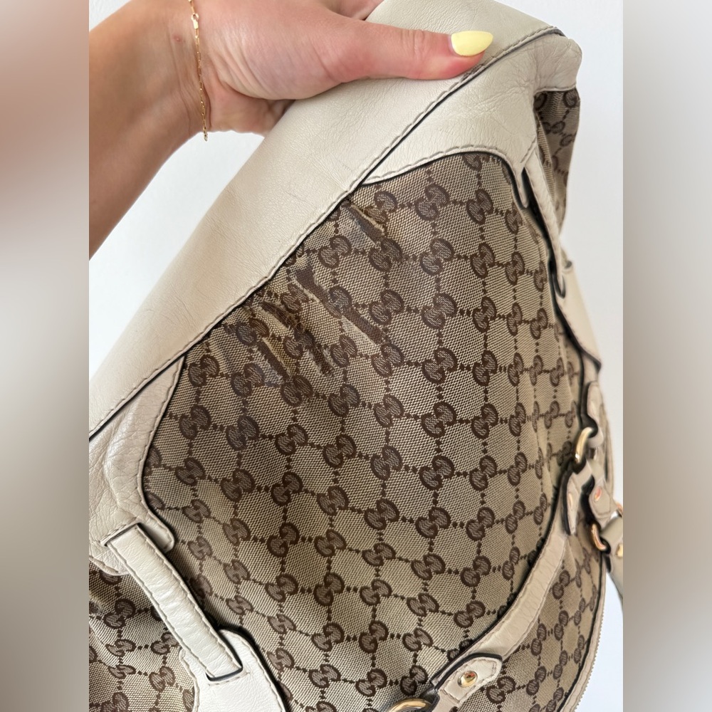 Authentic Vintage Gucci GG Shoulder Bag - Picture 9 of 10